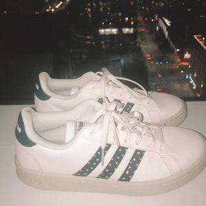 Adidas Tennis Shoes